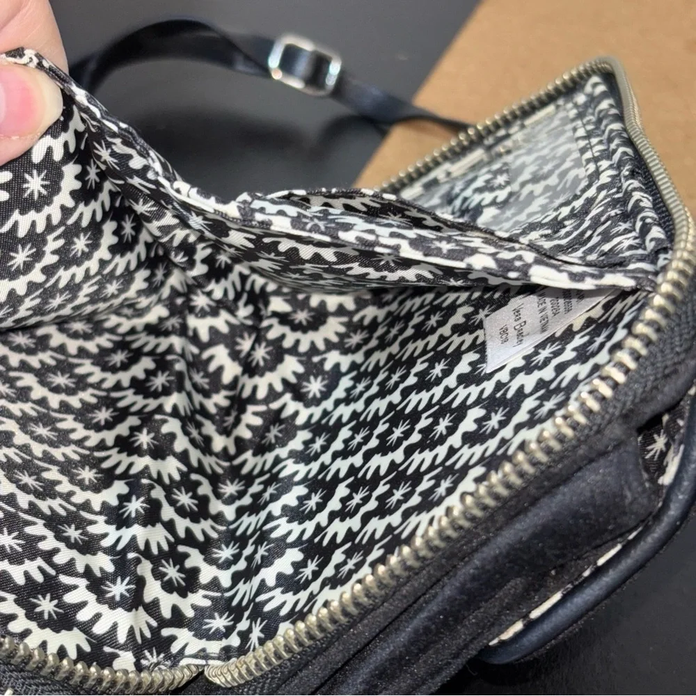Vera Bradley Black Quilted Velvet Crossbody Bag 7x5 - Picture 3 of 8